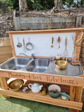 Load image into Gallery viewer, Pressed Tin Panel per 600mm