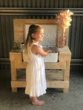 Load image into Gallery viewer, Little Hipster Kitchens Water Table