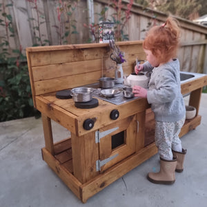 Children's Mud Kitchen ~ Stove Top