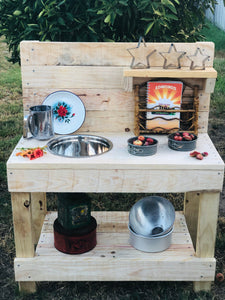 Little Hipster Kitchens Eddie Mud Kitchen 